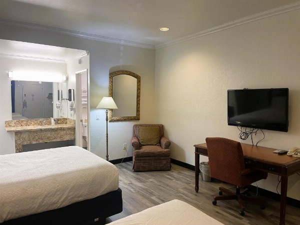 Americas Best Value Inn and Suites -Yucca Valley image 32