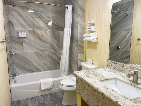 Americas Best Value Inn and Suites -Yucca Valley image 68