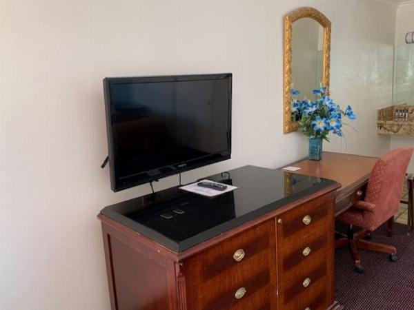 Americas Best Value Inn and Suites -Yucca Valley image 73